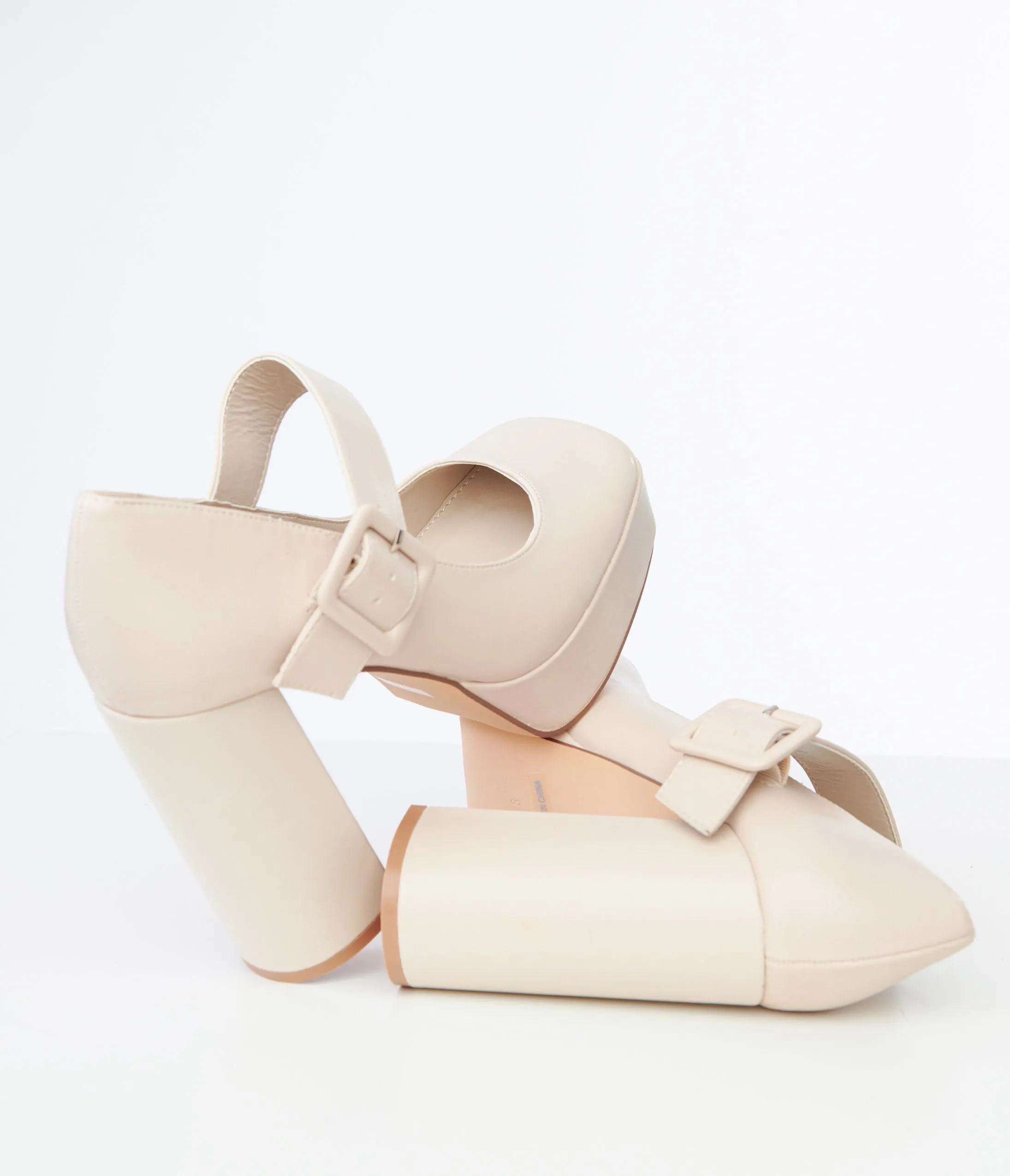 1970s Nude Leatherette Platform Mary Janes