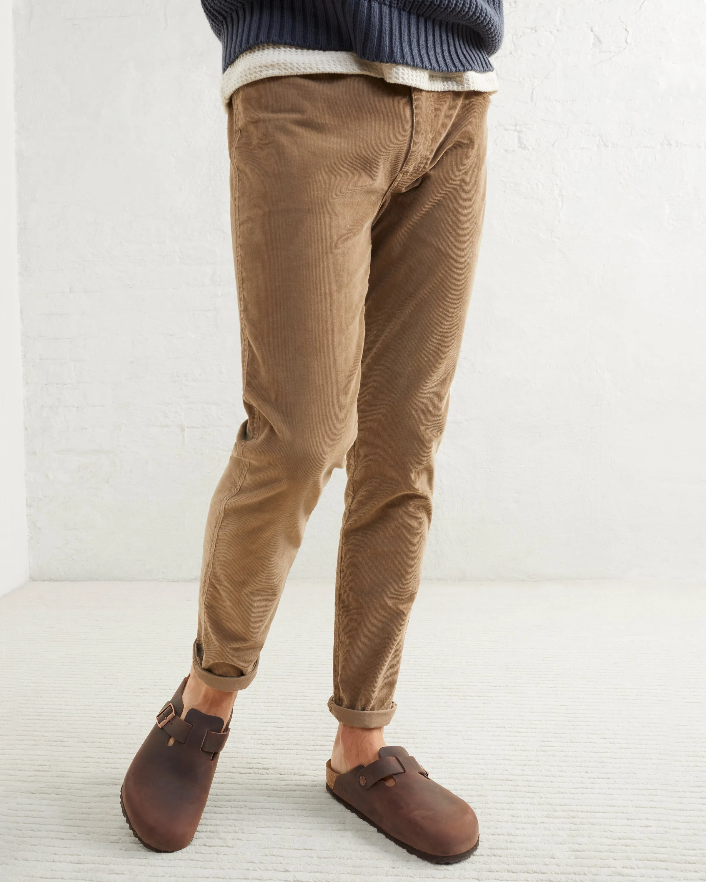 Athletic Slim Cord Pant