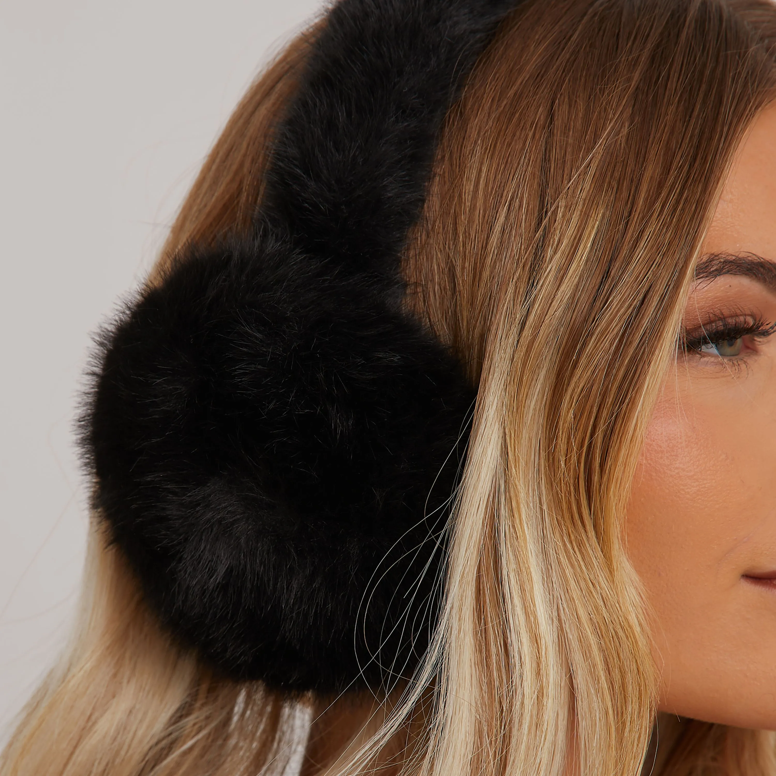 Earmuffs In Black Faux Fur