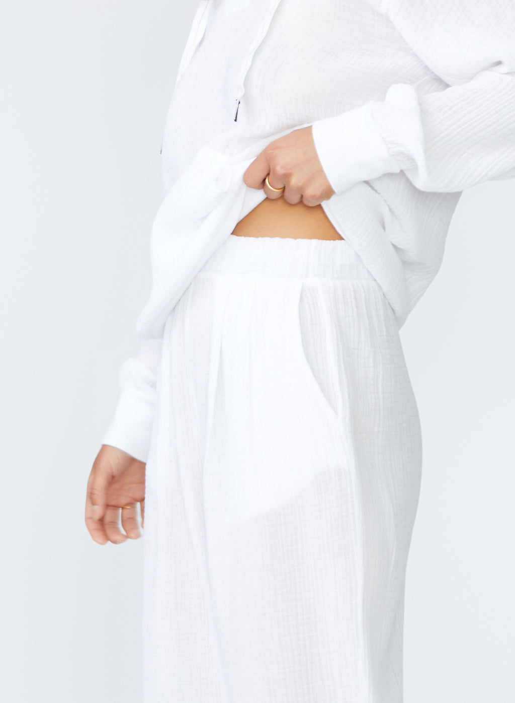 Gauze Wide Leg Pull On Pant in White