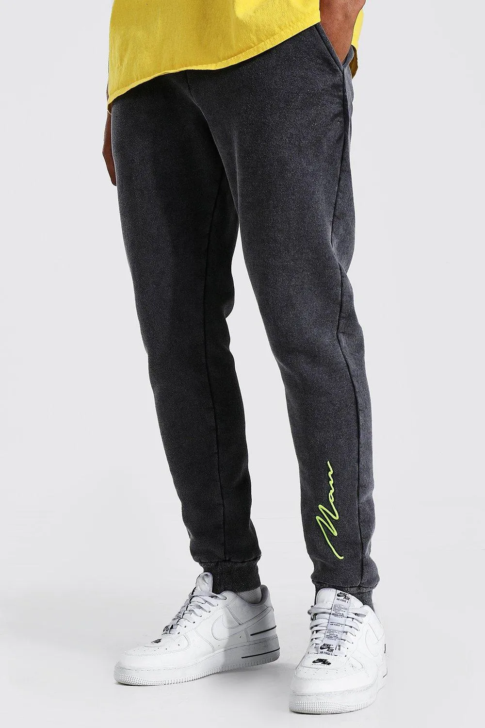 Slim Man Signature Acid Wash Jogger | boohooMAN UK